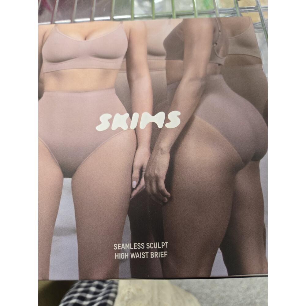 Skims Seamless Sculpt High Waist Brief Mica Beige Size XL New In Box